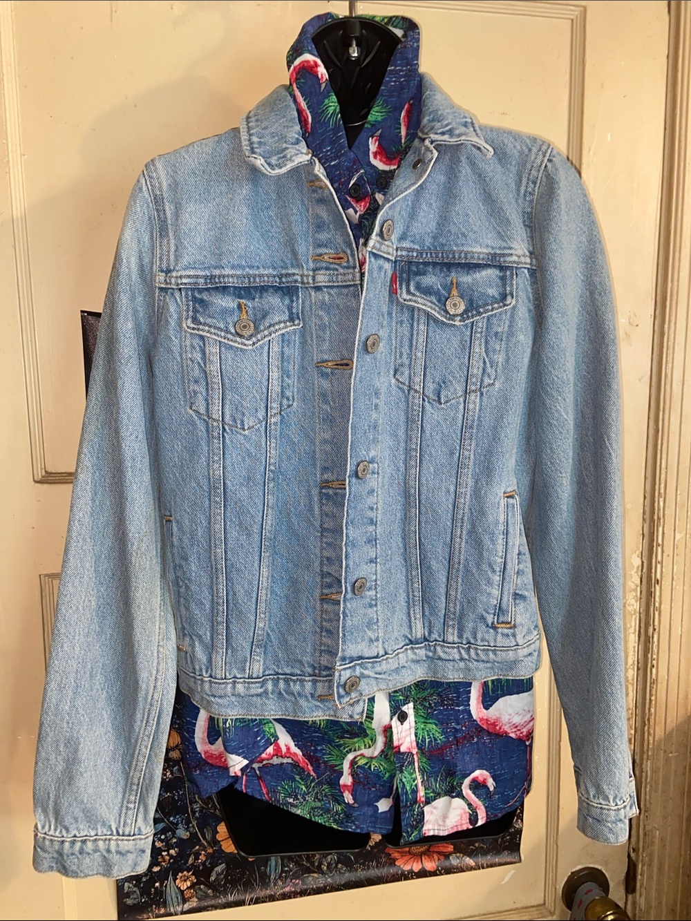 LEVIS LIGHT WASH DENIM JACKET Unisex RED TAB Medium